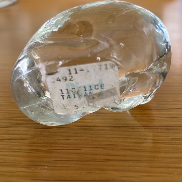 Pier 1 shell shaped paperweight clear 3” - Picture 5 of 7